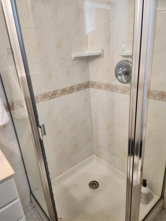 Affordable Private Rooms With Shared Bath Kitchen Near Sfo Daly City Ngoại thất bức ảnh