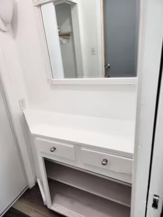 Affordable Private Rooms With Shared Bath Kitchen Near Sfo Daly City Ngoại thất bức ảnh