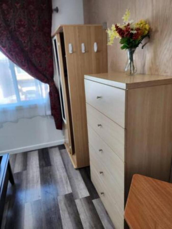 Affordable Private Rooms With Shared Bath Kitchen Near Sfo Daly City Ngoại thất bức ảnh